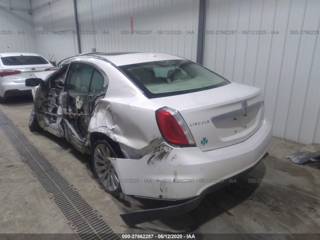 Photo 2 VIN: 1LNHL9FT4BG614555 - LINCOLN MKS 