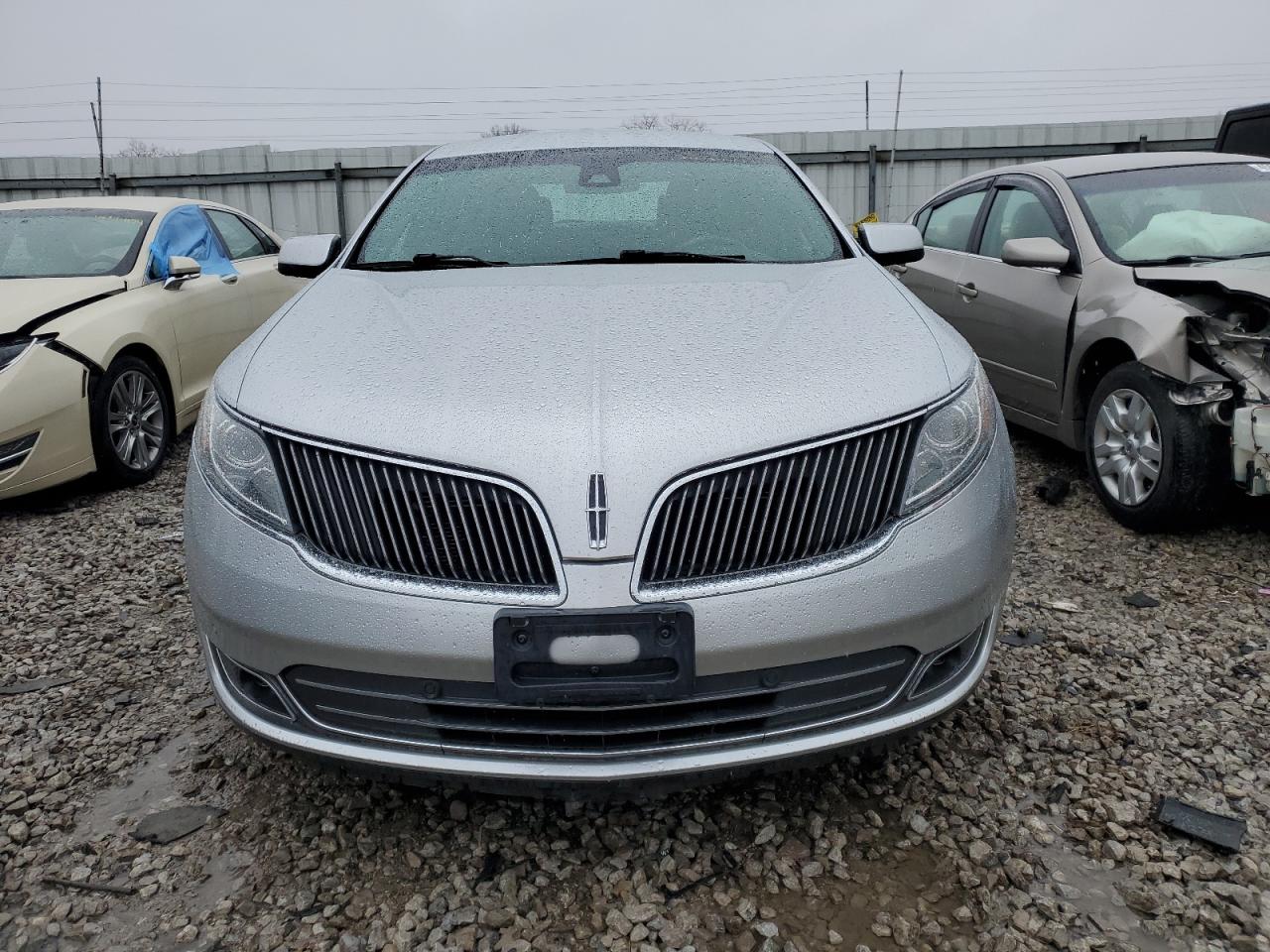 Photo 4 VIN: 1LNHL9FT4DG600304 - LINCOLN MKS 