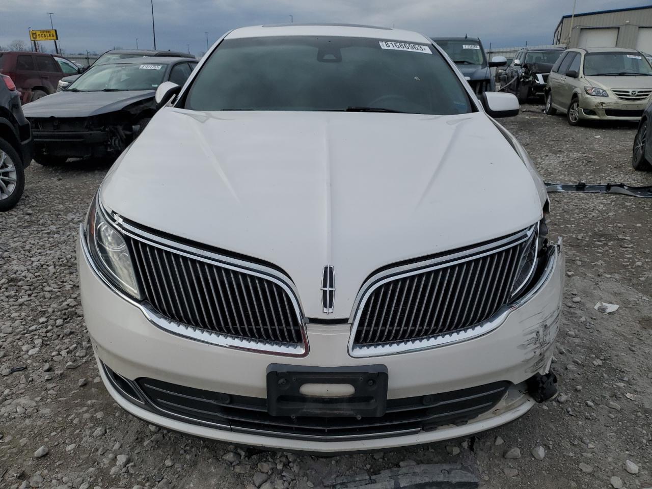 Photo 4 VIN: 1LNHL9FT4DG604238 - LINCOLN MKS 