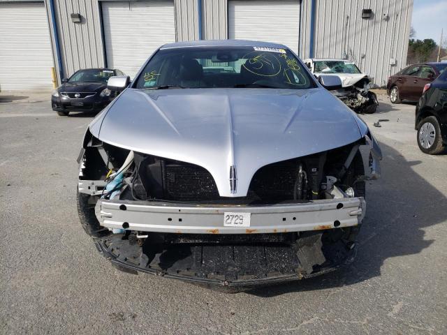 Photo 4 VIN: 1LNHL9FT5DG616415 - LINCOLN MKS 