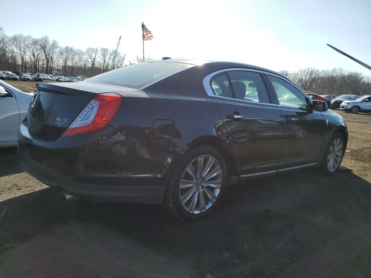 Photo 2 VIN: 1LNHL9FT5EG601446 - LINCOLN MKS 