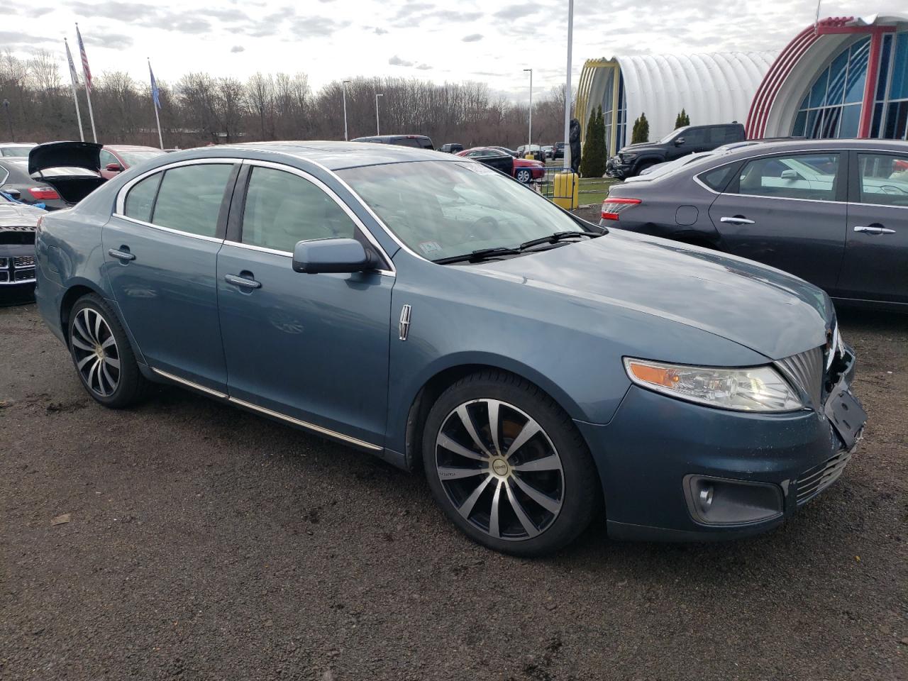 Photo 3 VIN: 1LNHL9FT7AG602608 - LINCOLN MKS 