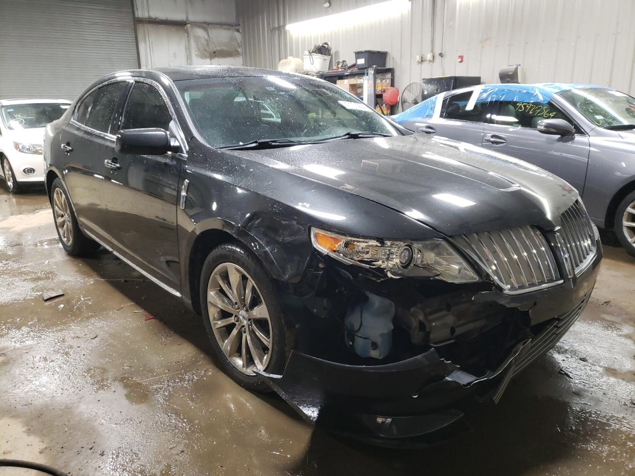 Photo 3 VIN: 1LNHL9FT7CG805680 - LINCOLN MKS 