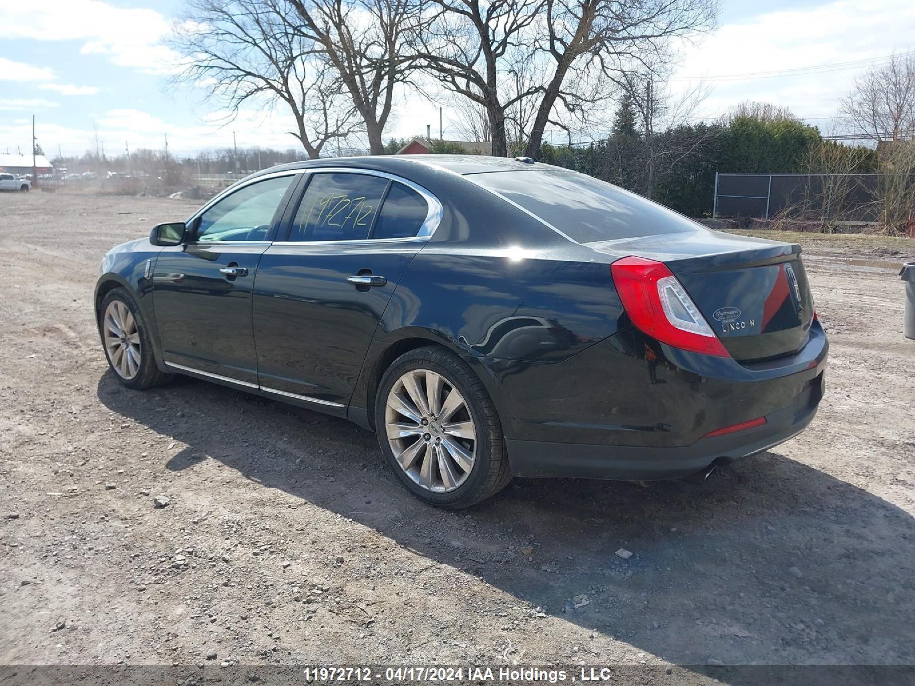 Photo 2 VIN: 1LNHL9FT7DG602452 - LINCOLN MKS 