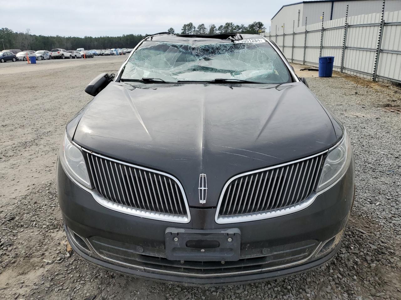 Photo 4 VIN: 1LNHL9FT8EG604969 - LINCOLN MKS 