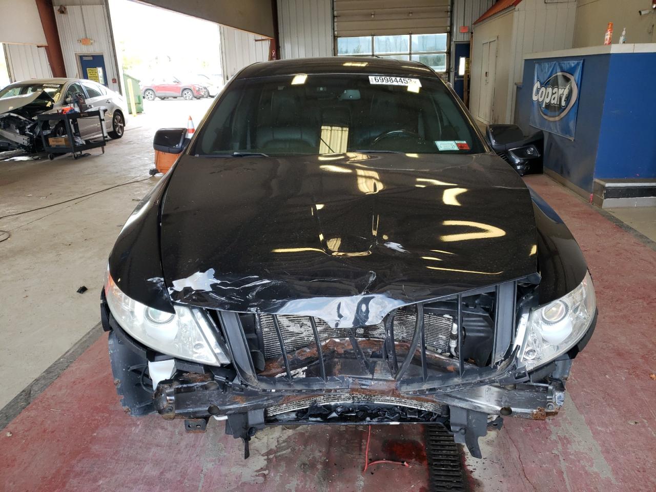 Photo 4 VIN: 1LNHL9FT9AG614808 - LINCOLN MKS 