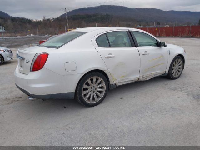 Photo 3 VIN: 1LNHL9FT9BG601865 - LINCOLN MKS 