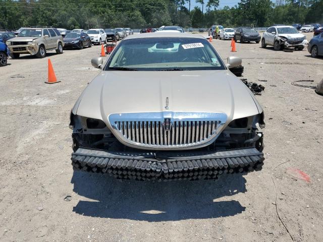 Photo 4 VIN: 1LNHM81V17Y609685 - LINCOLN TOWNCAR 