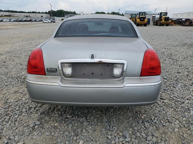 Photo 5 VIN: 1LNHM81V26Y615185 - LINCOLN TOWNCAR 