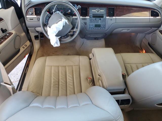 Photo 7 VIN: 1LNHM81V26Y620435 - LINCOLN TOWN CAR S 