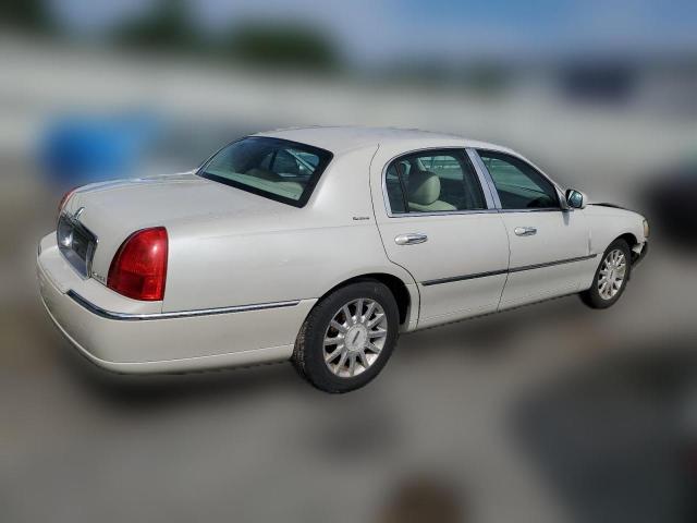 Photo 2 VIN: 1LNHM81V26Y646291 - LINCOLN TOWNCAR 