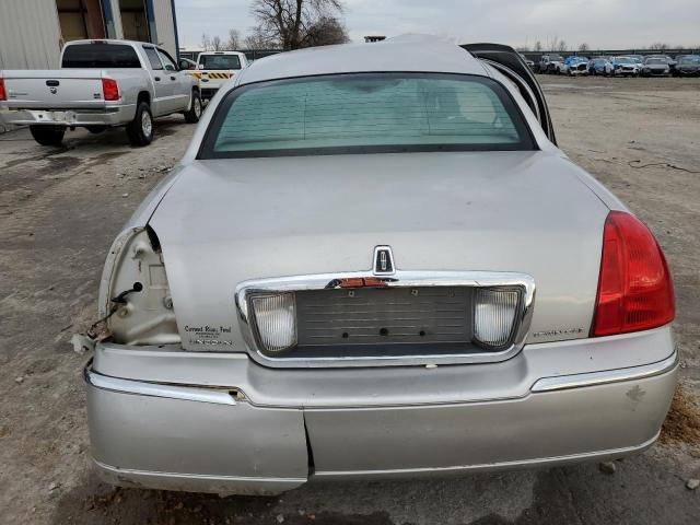 Photo 5 VIN: 1LNHM81V27Y638192 - LINCOLN TOWNCAR 