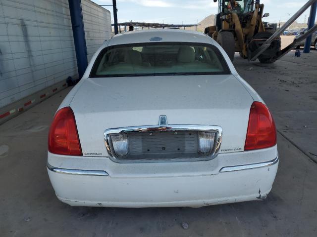 Photo 5 VIN: 1LNHM81V36Y651144 - LINCOLN TOWNCAR 