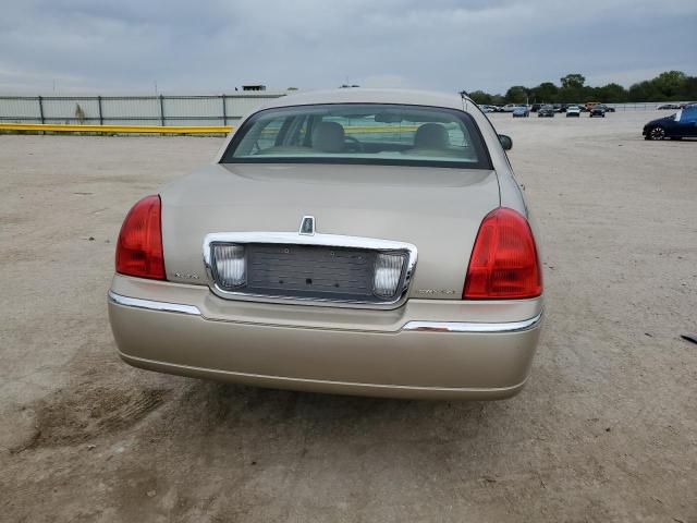 Photo 5 VIN: 1LNHM81V37Y617061 - LINCOLN TOWNCAR 