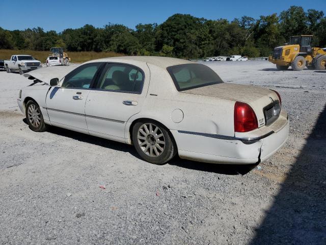 Photo 2 VIN: 1LNHM81V47Y624553 - LINCOLN TOWN CAR S 