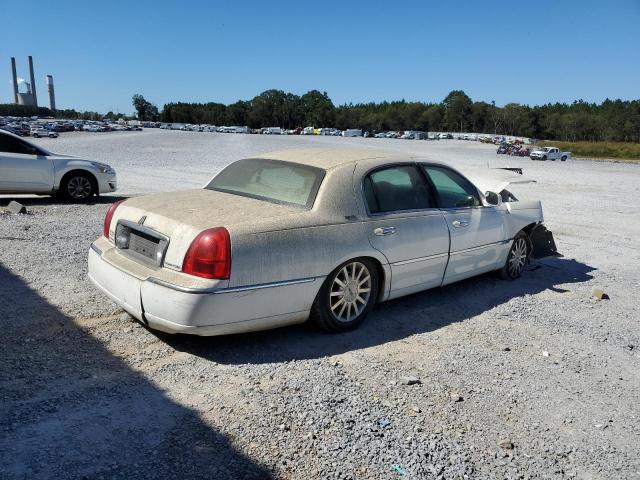 Photo 3 VIN: 1LNHM81V47Y624553 - LINCOLN TOWN CAR S 