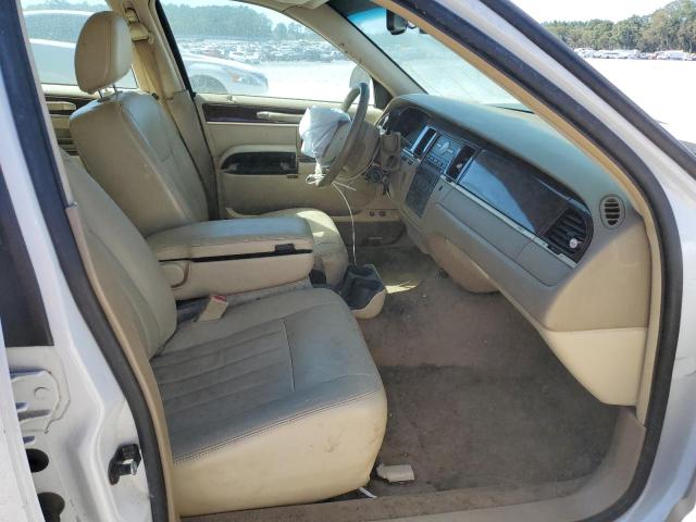 Photo 4 VIN: 1LNHM81V47Y624553 - LINCOLN TOWN CAR S 