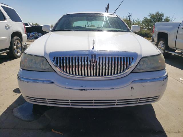 Photo 4 VIN: 1LNHM81V66Y641563 - LINCOLN TOWNCAR 