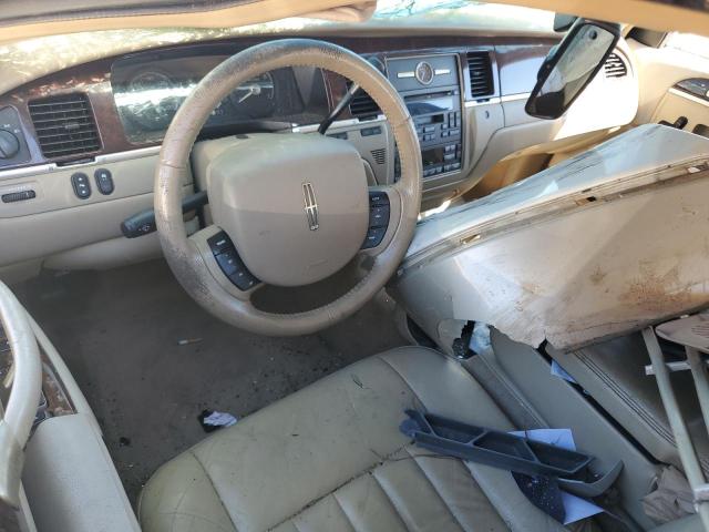 Photo 7 VIN: 1LNHM81V76Y621421 - LINCOLN TOWN CAR S 