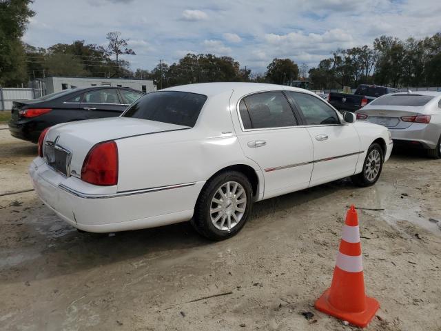 Photo 2 VIN: 1LNHM81V87Y602376 - LINCOLN TOWNCAR 