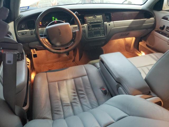 Photo 7 VIN: 1LNHM81V87Y605830 - LINCOLN TOWN CAR S 