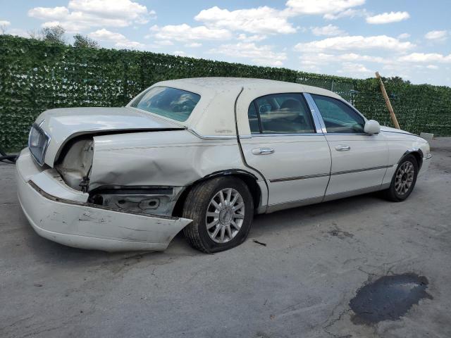 Photo 2 VIN: 1LNHM81V97Y604850 - LINCOLN TOWNCAR 