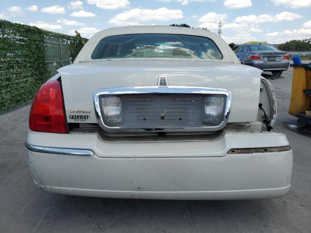 Photo 5 VIN: 1LNHM81V97Y604850 - LINCOLN TOWNCAR 