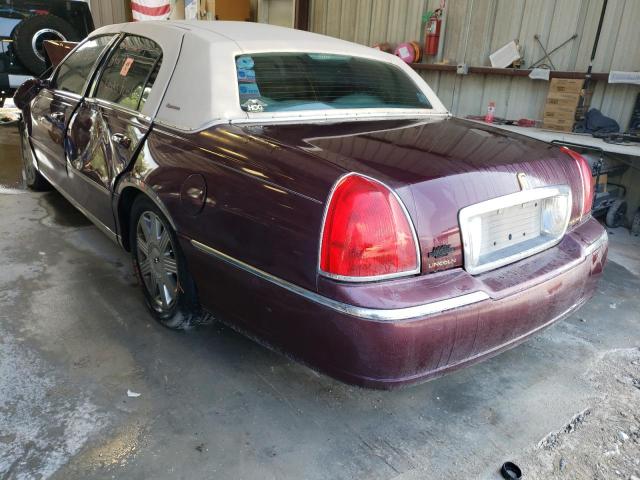 Photo 2 VIN: 1LNHM81V97Y604881 - LINCOLN TOWNCAR 