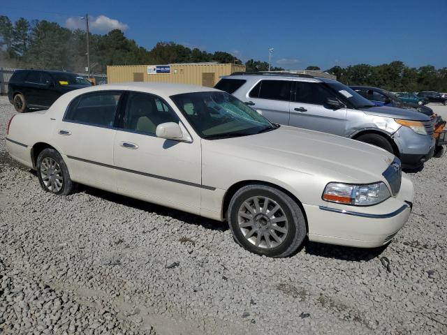 Photo 3 VIN: 1LNHM81V97Y606842 - LINCOLN TOWN CAR S 