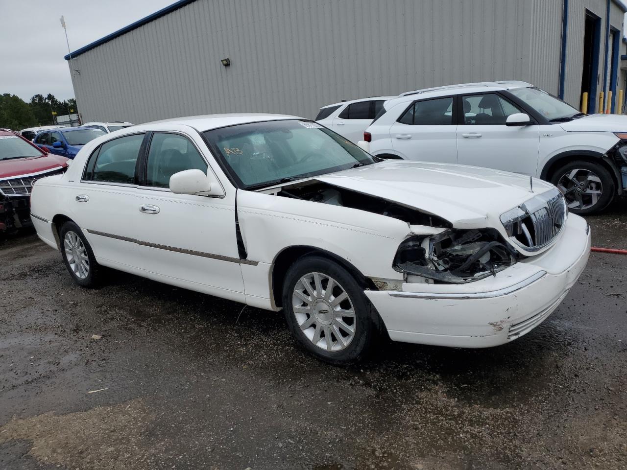 Photo 3 VIN: 1LNHM81V97Y619994 - LINCOLN TOWN CAR 