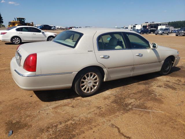 Photo 2 VIN: 1LNHM81V97Y627657 - LINCOLN TOWNCAR 