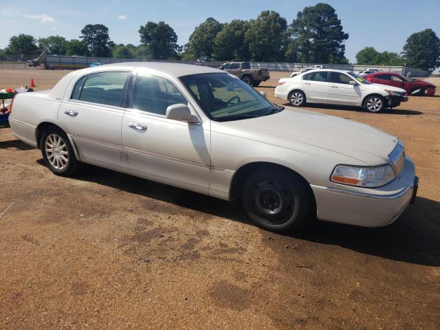 Photo 3 VIN: 1LNHM81V97Y627657 - LINCOLN TOWNCAR 