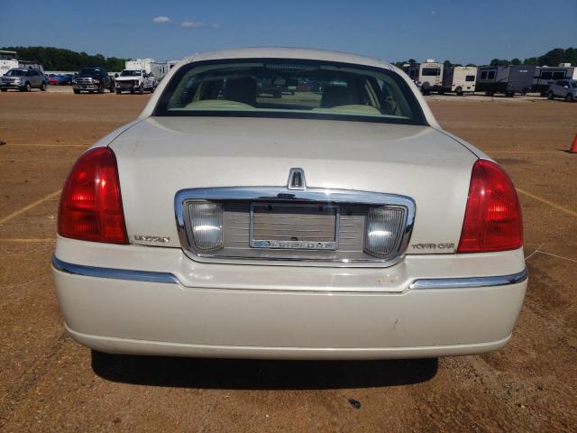 Photo 5 VIN: 1LNHM81V97Y627657 - LINCOLN TOWNCAR 