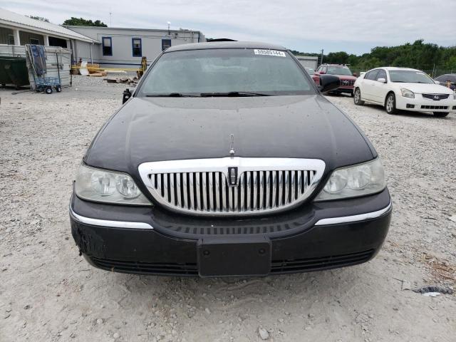 Photo 4 VIN: 1LNHM81V97Y634205 - LINCOLN TOWNCAR 