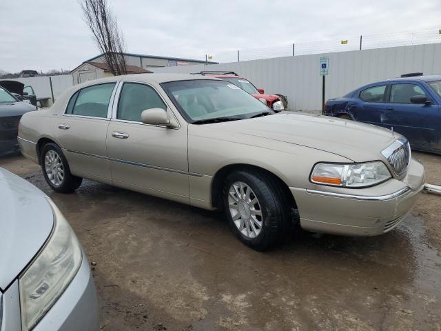 Photo 3 VIN: 1LNHM81VX6Y630436 - LINCOLN TOWNCAR 