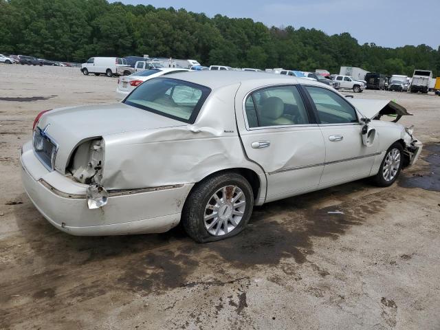 Photo 2 VIN: 1LNHM81VX6Y645616 - LINCOLN TOWNCAR 