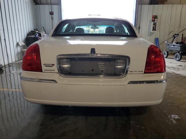 Photo 5 VIN: 1LNHM81VX7Y602976 - LINCOLN TOWNCAR 