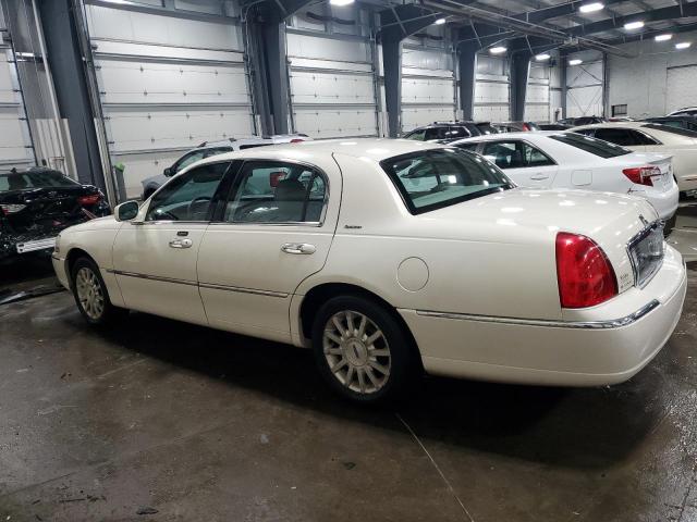 Photo 1 VIN: 1LNHM81VX7Y605814 - LINCOLN TOWN CAR S 