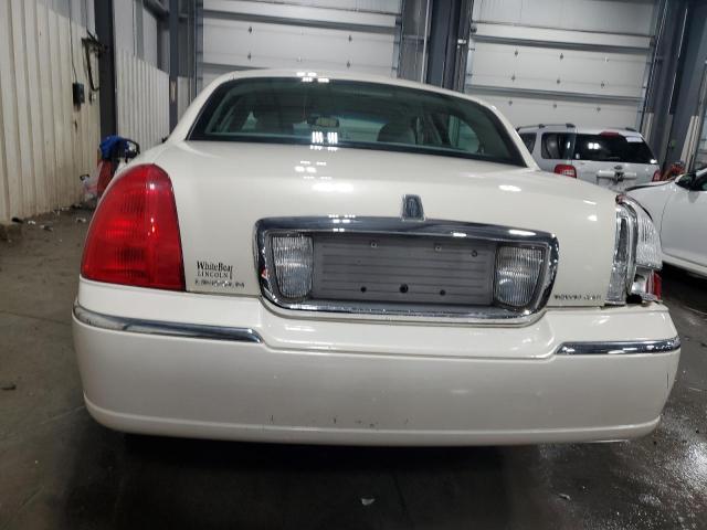 Photo 5 VIN: 1LNHM81VX7Y605814 - LINCOLN TOWN CAR S 