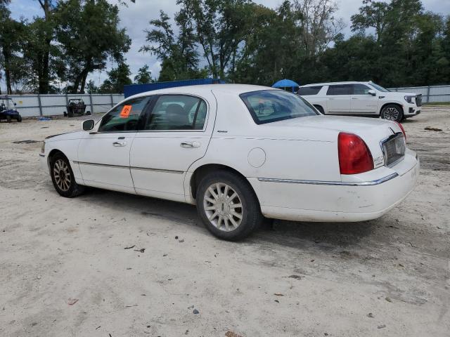 Photo 1 VIN: 1LNHM81VX7Y628946 - LINCOLN TOWN CAR S 