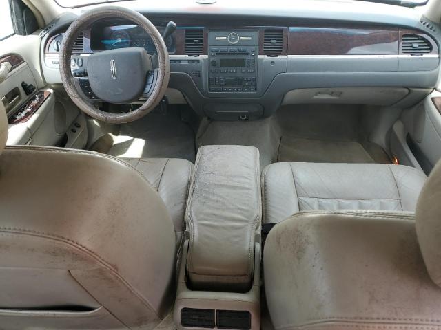 Photo 7 VIN: 1LNHM81VX7Y628946 - LINCOLN TOWN CAR S 