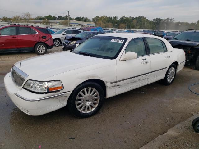 Photo 0 VIN: 1LNHM81W04Y681871 - LINCOLN TOWN CAR E 