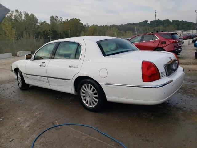 Photo 1 VIN: 1LNHM81W04Y681871 - LINCOLN TOWN CAR E 