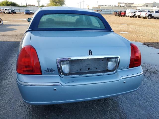 Photo 5 VIN: 1LNHM81W05Y623079 - LINCOLN TOWN CAR S 