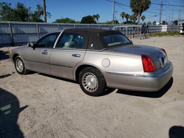 Photo 1 VIN: 1LNHM81W0XY665335 - LINCOLN TOWNCAR 