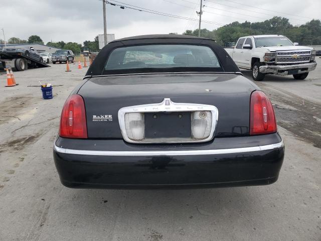 Photo 5 VIN: 1LNHM81W0YY873653 - LINCOLN TOWN CAR E 