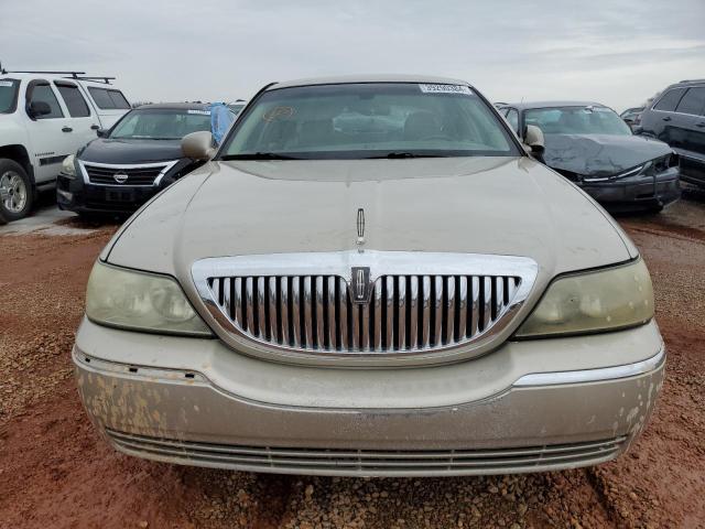 Photo 4 VIN: 1LNHM81W14Y617953 - LINCOLN TOWNCAR 