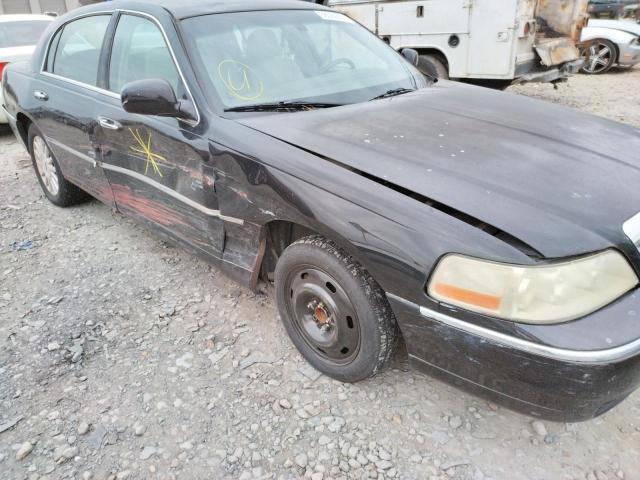 Photo 8 VIN: 1LNHM81W14Y669356 - LINCOLN TOWN CAR E 