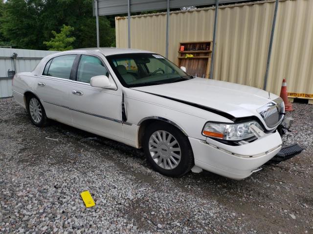 Photo 3 VIN: 1LNHM81W15Y624340 - LINCOLN TOWN CAR S 