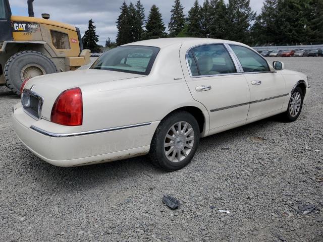 Photo 2 VIN: 1LNHM81W17Y617648 - LINCOLN TOWNCAR 